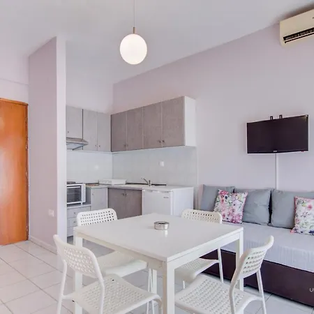 Apartment 4 In *