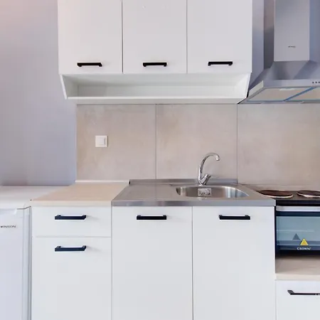 Apartment 4 In *